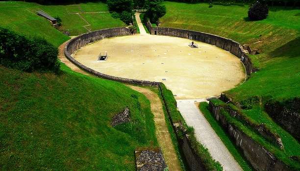 特里爾圓形劇場 Amphitheater Trier 