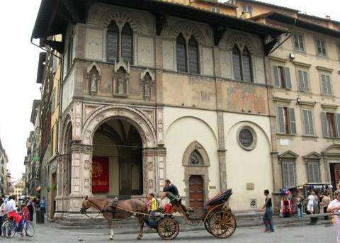 碧加洛涼廊 Loggia del Bigallo 