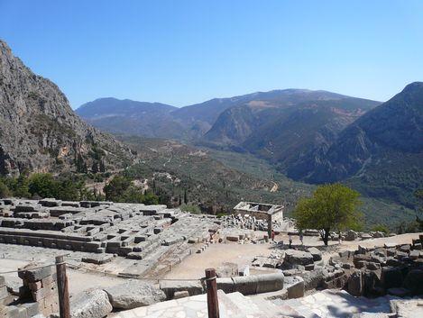 德爾斐考古遺址 Archaeological Site of Delphi 