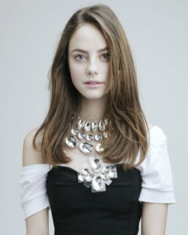 卡雅·斯考達裡奧 Kaya Scodelario 