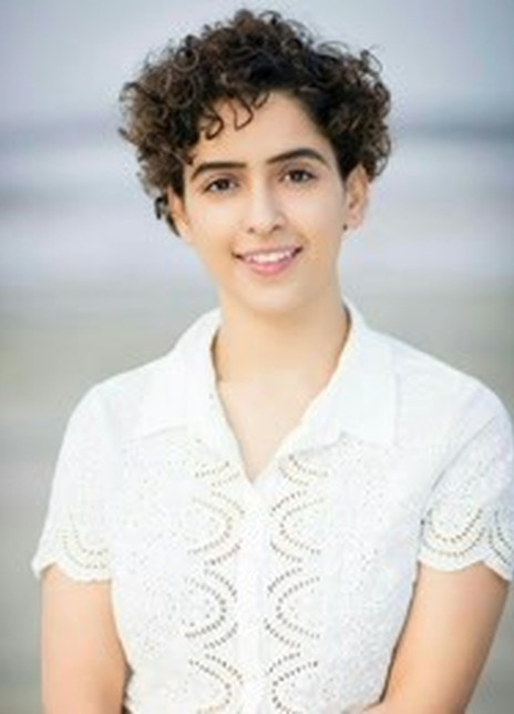 桑亞·瑪荷塔 Sanya Malhotra 