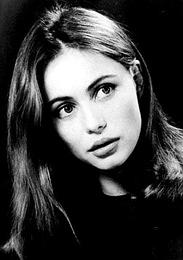 艾曼紐·貝阿 Emmanuelle Béart 