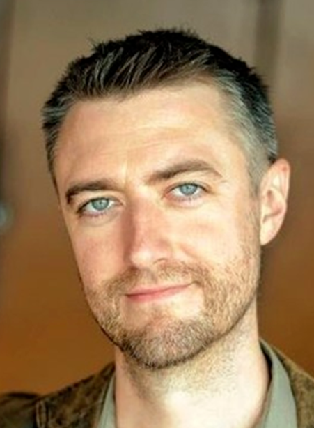 肖恩·古恩 Sean Gunn The Judge