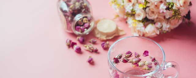 如何泡玫瑰花茶與飲用 泡玫瑰花茶與飲用方法