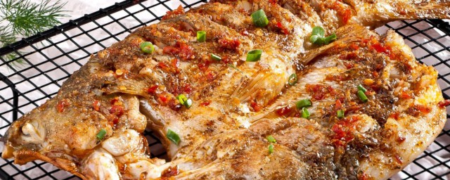 烤鱸魚的傢常做法 烤鱸魚怎麼做