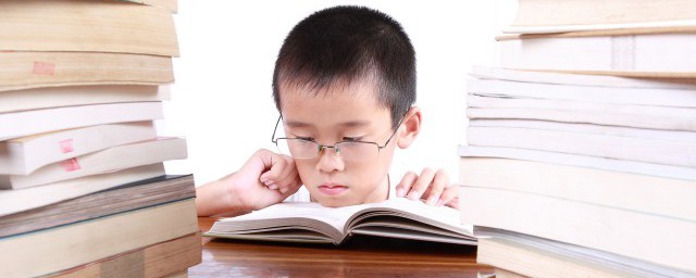 李逵的故事概括 關於李逵的故事概括