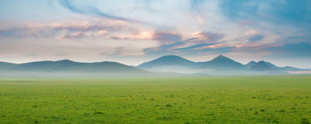 草原旅遊說說心情經典 草原旅遊說說心情經典怎麼寫