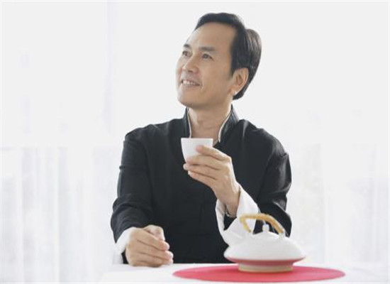 男人喝茶註意事項 根據體質來選擇