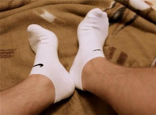 男性朋友治療腳氣的三種方法