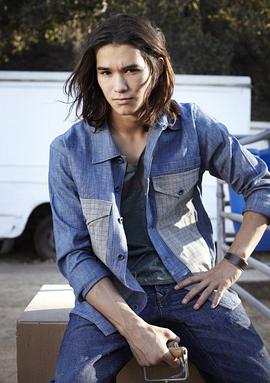 波波·斯圖爾特 BooBoo Stewart 小尼爾斯· 艾倫· 斯圖爾特 Nils Allen Stewart Jr.