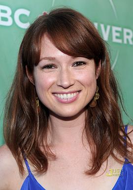 艾麗·坎伯爾 Ellie Kemper 