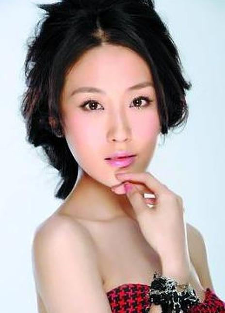 周毅 Yi Zhou 周美毅 