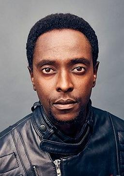 艾迪·蓋瑟吉 Edi Gathegi Edi Mue Gathegi