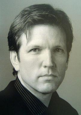 馬丁·唐文 Martin Donovan 