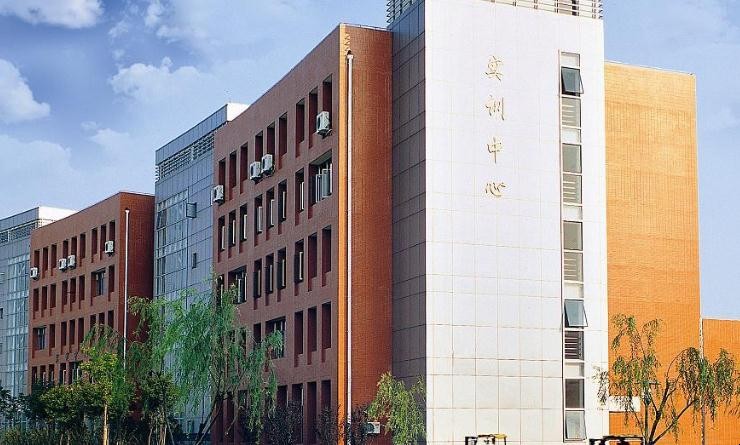 上海建橋學院怎麼樣