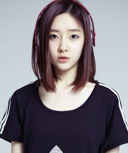 李雅琳 Lee Areum 이아린