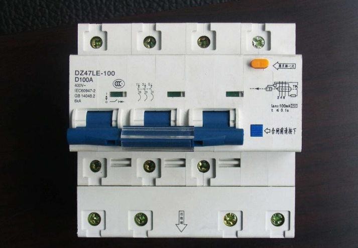 斷路器怎麼選擇電流