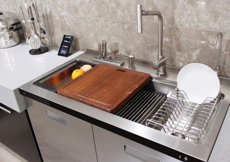 廚房水槽防水貼怎麼除掉