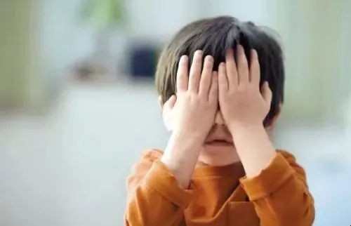 如何糾正小孩攀比的心理