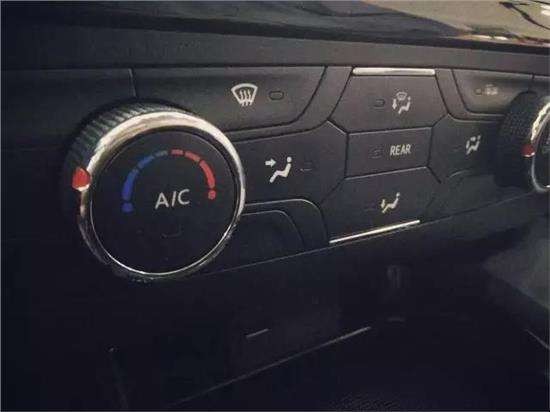 汽車ac開關是什麼意思
