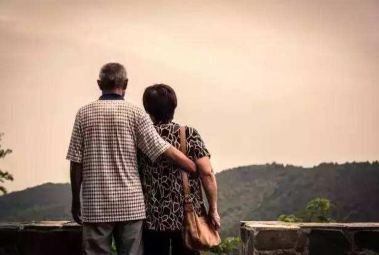 怎樣報答自己的親生父母