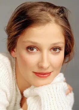 亞歷山德拉·瑪麗亞·拉娜 Alexandra Maria Lara 