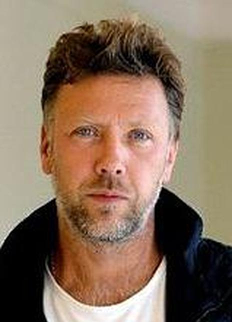 米卡埃爾·佩斯佈蘭特 Mikael Persbrandt 米卡埃爾·佩爾斯勃蘭特 米克爾·佩斯勃蘭特 Mikael Å ke Persbrandt  Micke