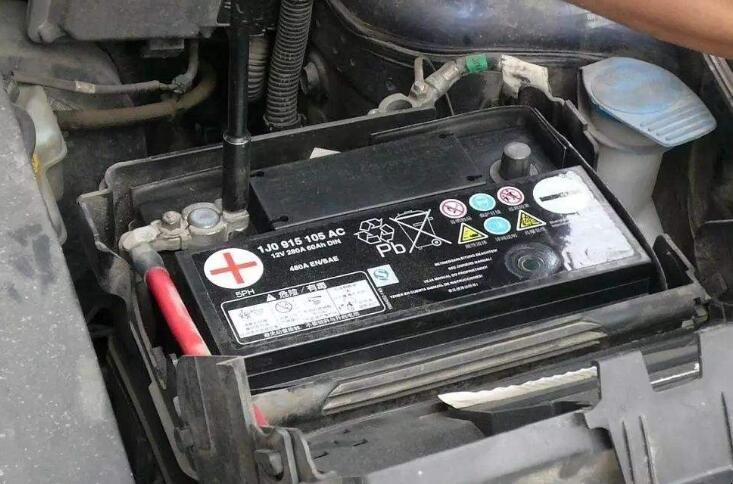 冬季汽車電瓶虧電原因是什麼