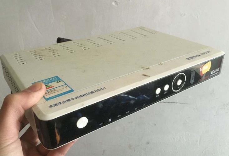 該如何使用電視機頂盒