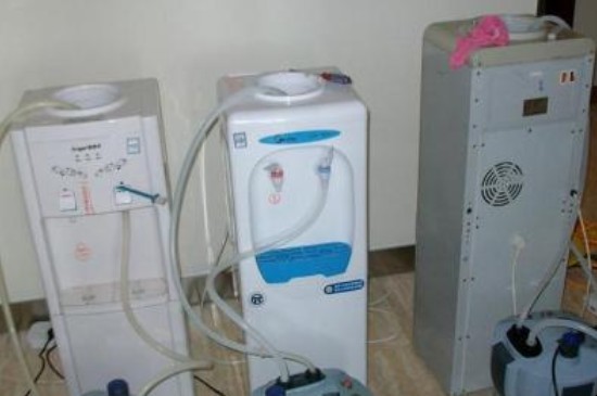 清洗飲水機用什麼洗