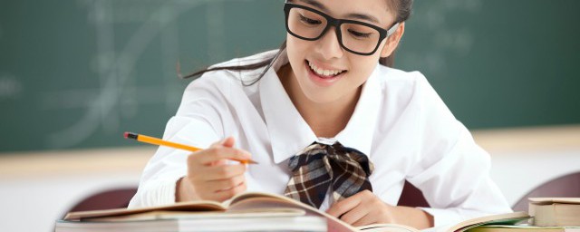 灰字組詞 灰字讀音及解釋