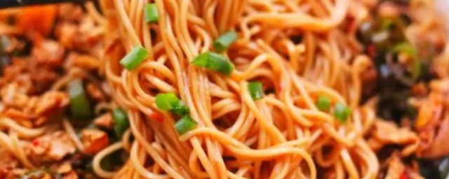 雞蛋醬拌面怎麼做 雞蛋醬拌面如何做