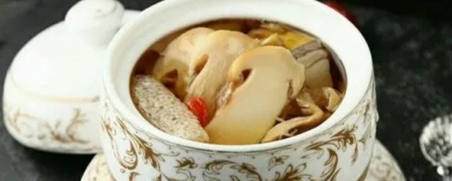 竹蓀煲湯什麼時候放最好 竹蓀煲湯啥時候放最好
