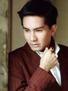 普塔內·宏瑪諾博 Phutanate Hongmanop ภูธเนศ หงษ์มานพ