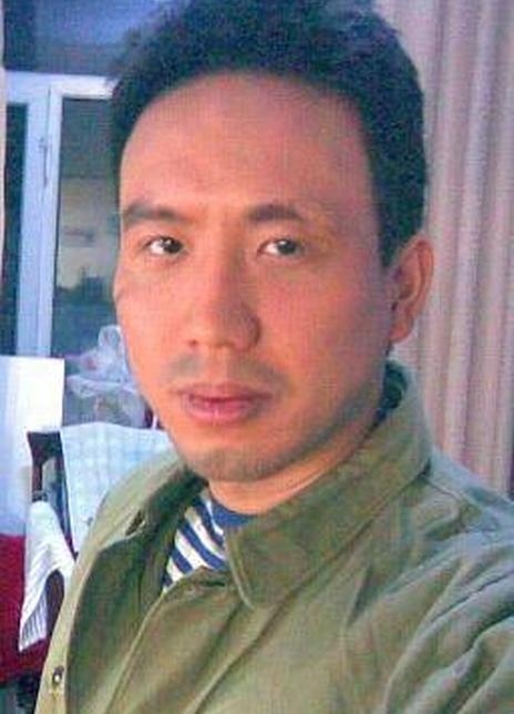閆藝瀧 Yilong Yan 