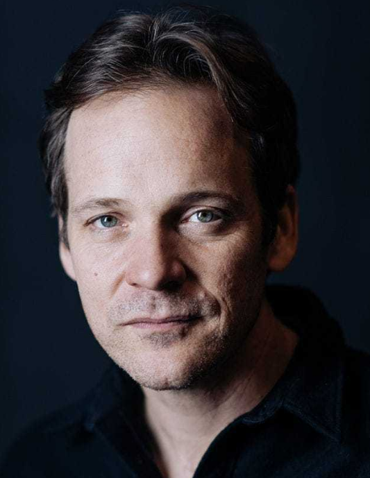 彼得·薩斯加德 Peter Sarsgaard John Peter Sarsgaard