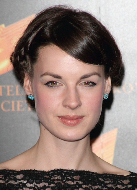 傑西卡·雷恩 Jessica Raine 