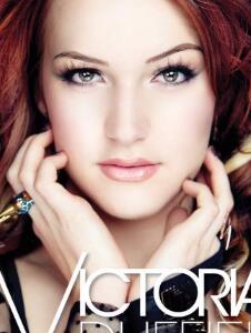 維多利亞·杜菲爾德 Victoria Duffield 