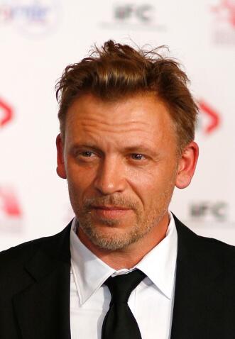 考樂姆·吉斯·雷尼 Callum Keith Rennie 