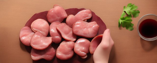 手撕猪心的做法