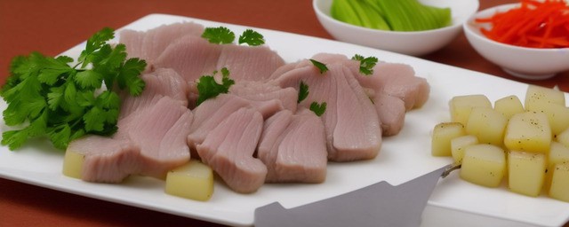 土豆蒸肉的家常做法