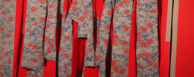 葛巾布袍历史典故