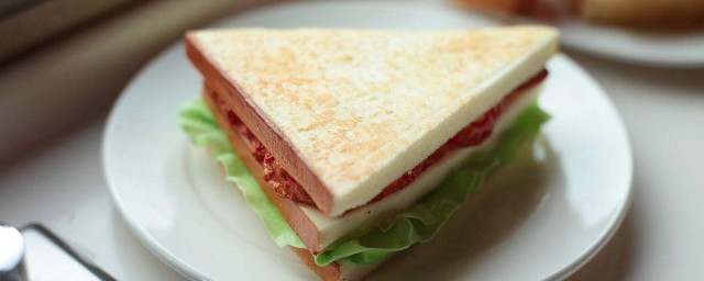 簡單三明治的做法 簡單三明治的做法與步驟