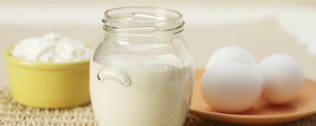 雞蛋燉奶方法 雞蛋燉奶的做法步驟