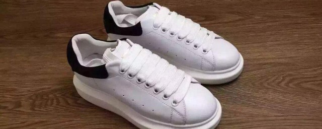 小白鞋怎麼刷 刷小白鞋的方法