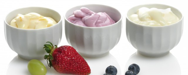 自制稀酸奶的方法 自己在傢怎麼做稀酸奶?