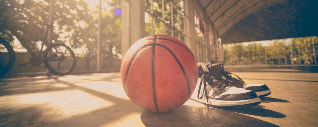 籃球進球技巧 籃球進球技巧有什麼