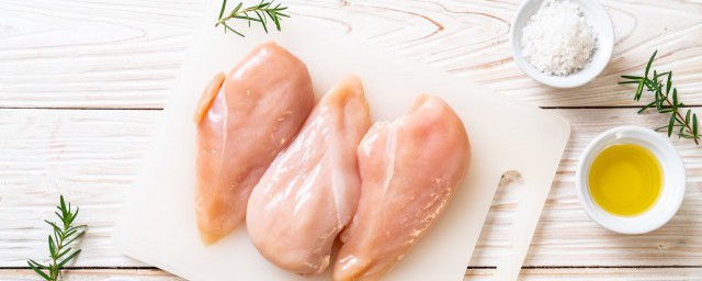 雞胸肉解凍去腥的方法 雞胸肉解凍怎樣去腥