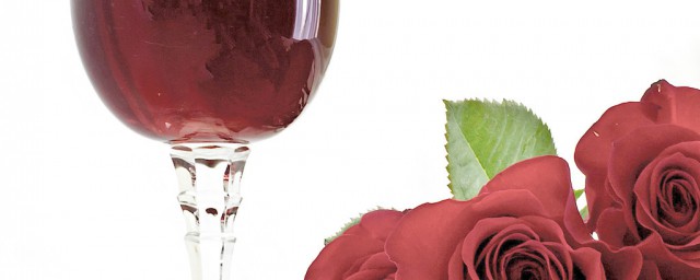 玫瑰酒的釀酒方法 玫瑰酒的功效