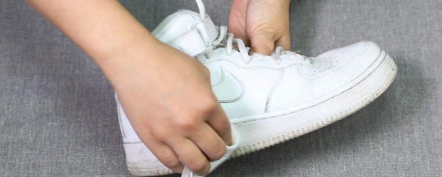 白鞋擦使用方法 白鞋擦第一次怎麼使用